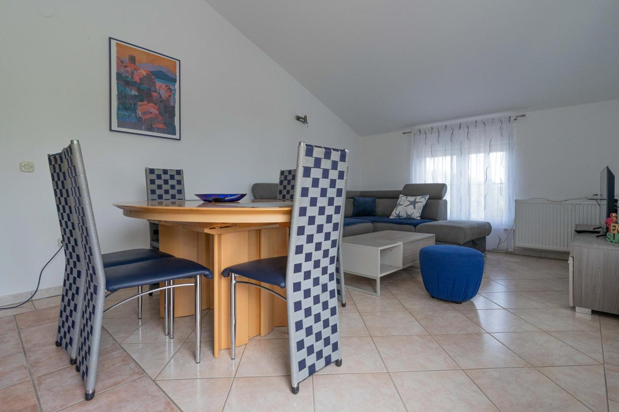 Irina Appartement *